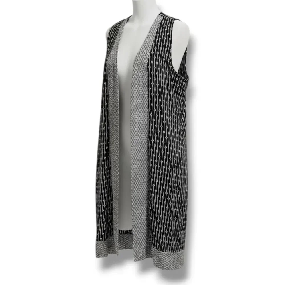 Chelsea & Theodore Women’s Black & White Geometric Open Front Long Vest – Size L